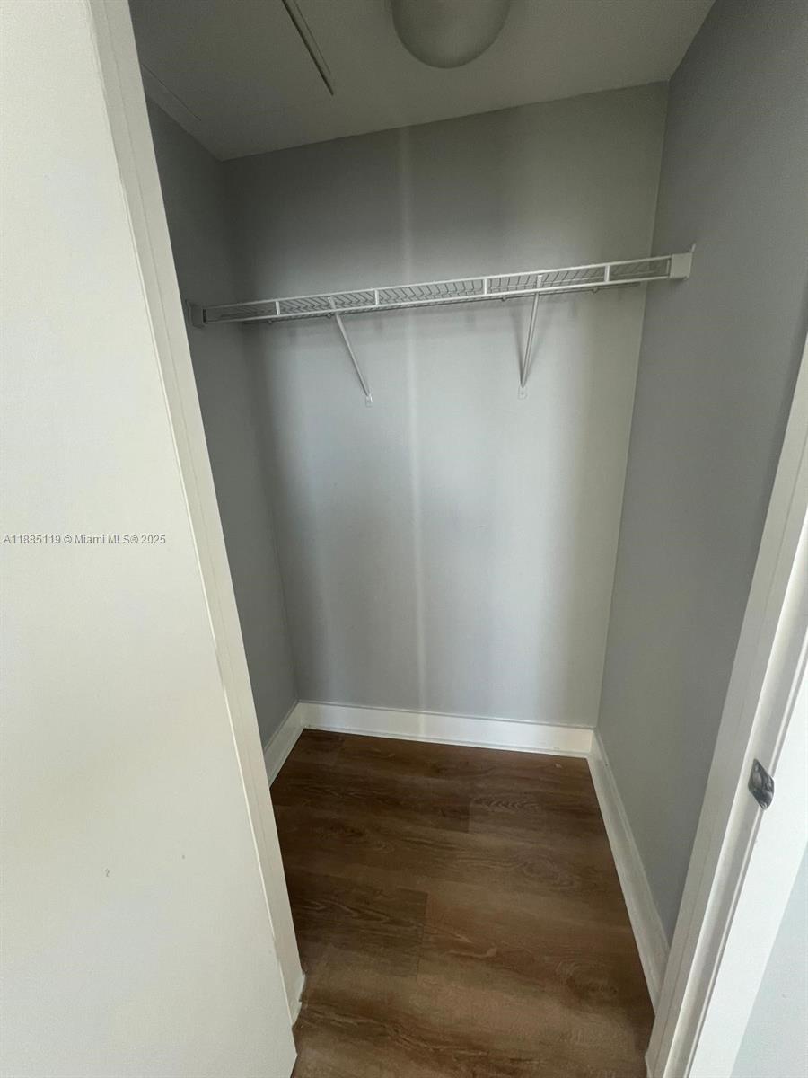 90 SW 3rd St # 4208