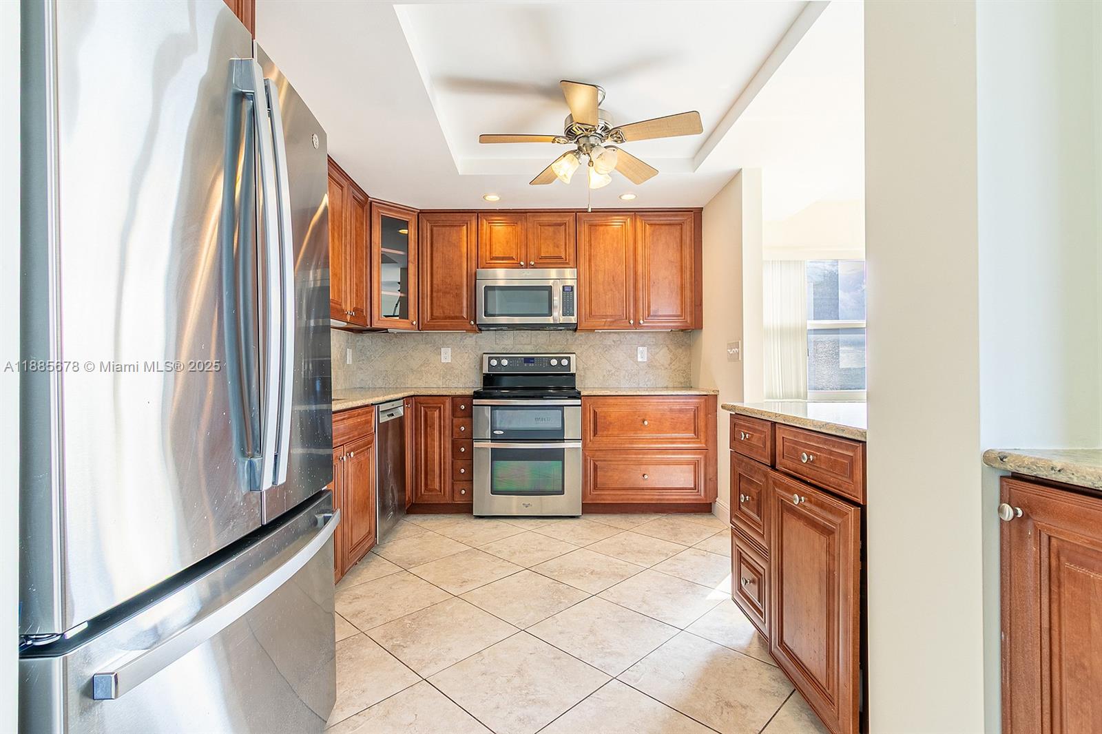 121 Golden Isles Dr # 1201
