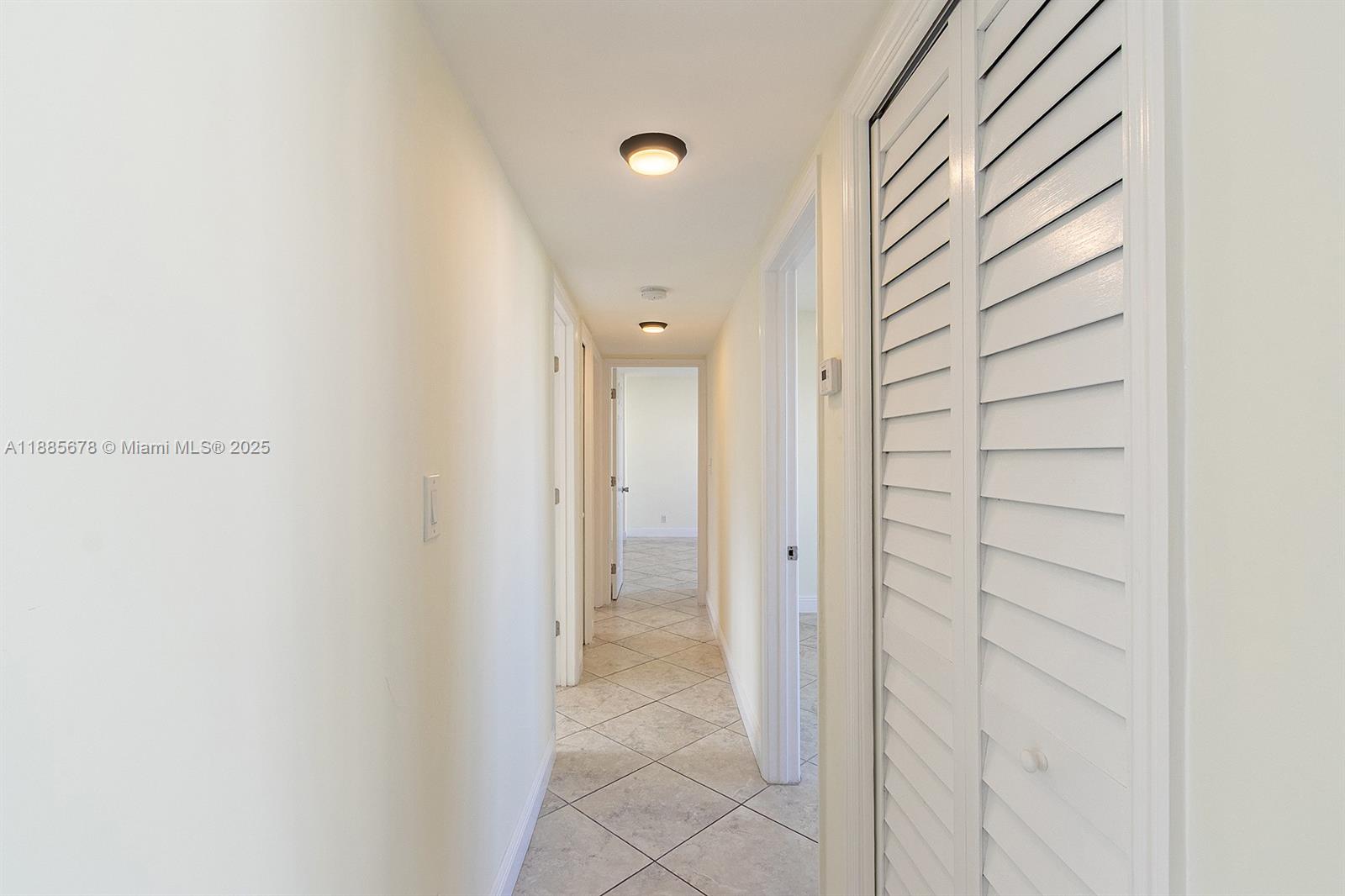 121 Golden Isles Dr # 1201