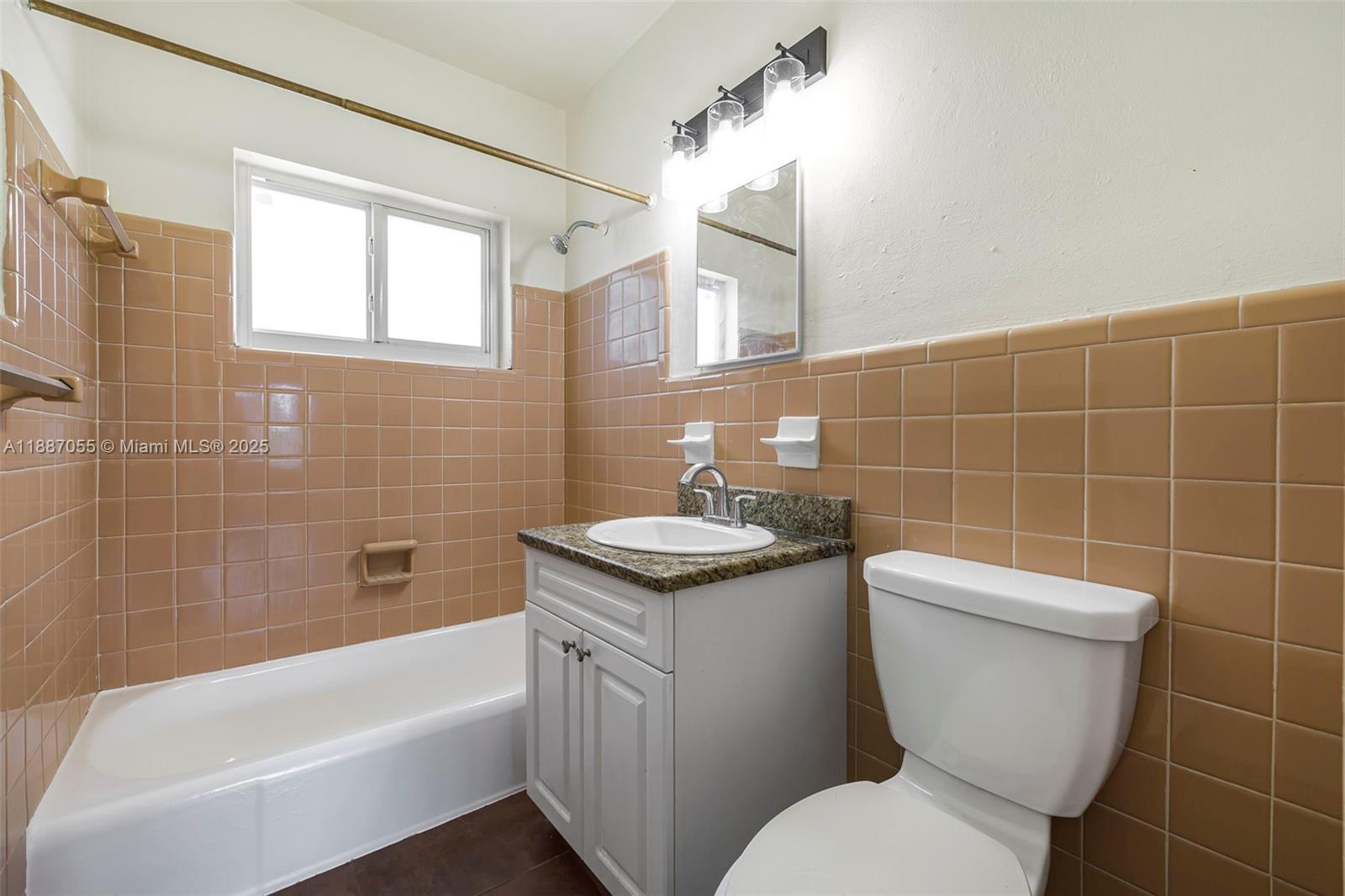 520 NE 82nd Ter # 9