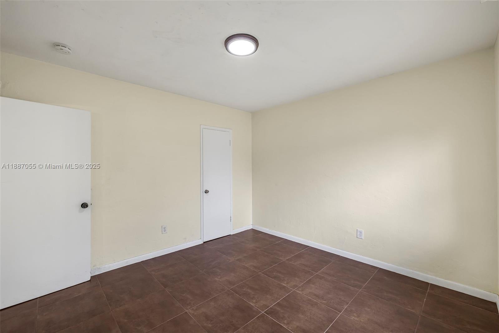 520 NE 82nd Ter # 9