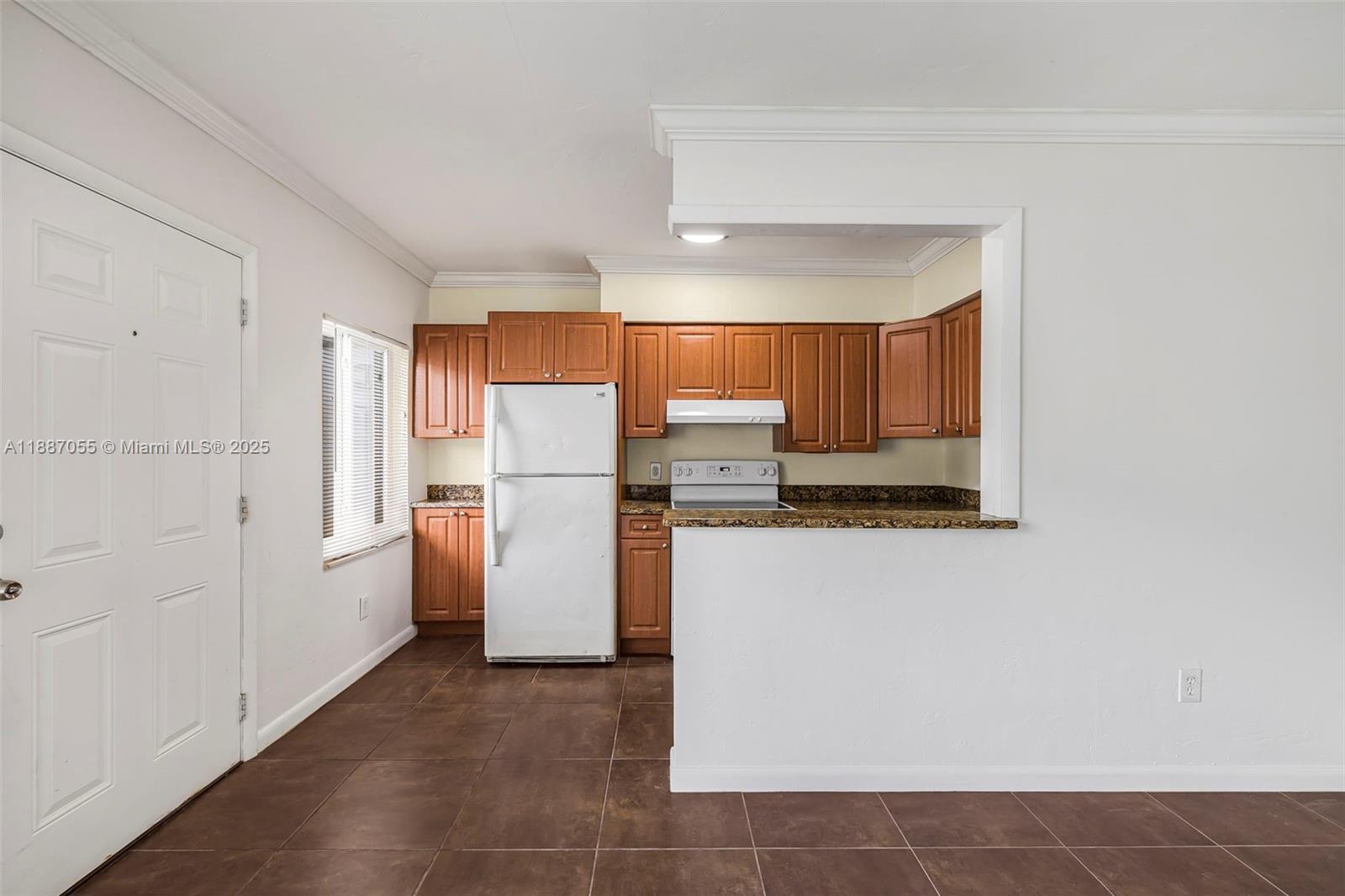 520 NE 82nd Ter # 9
