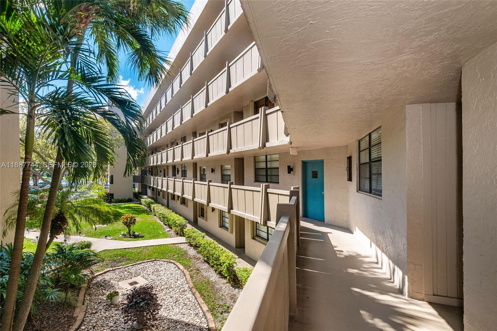 1100 Colony Point Cir # 208
