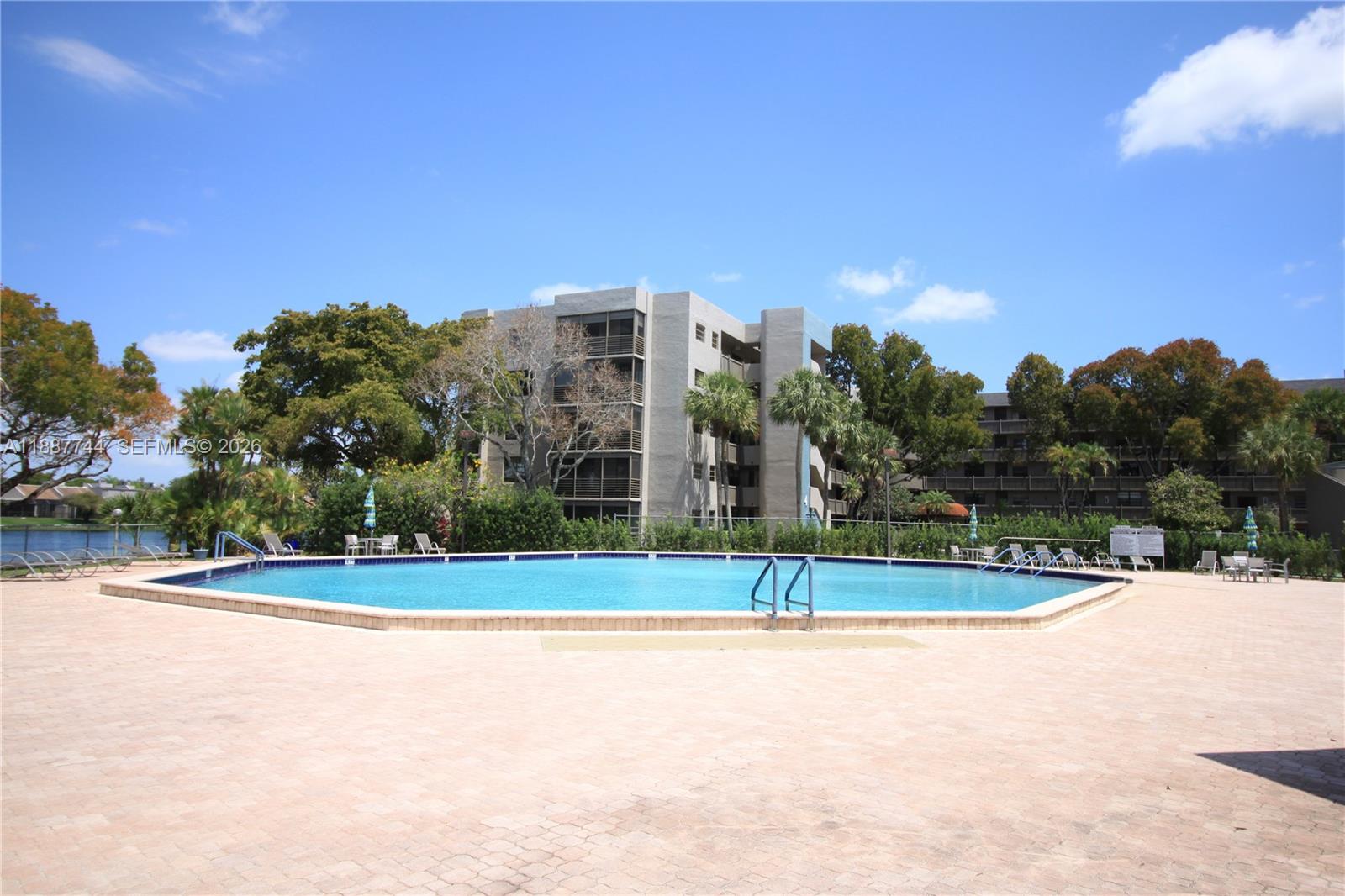 1100 Colony Point Cir # 208