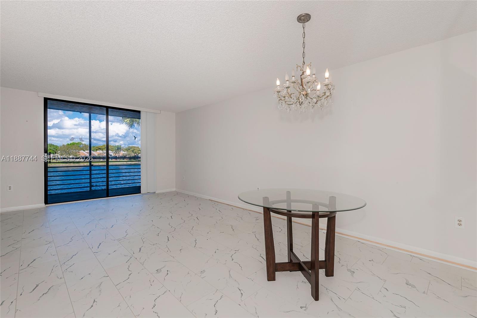 1100 Colony Point Cir # 208