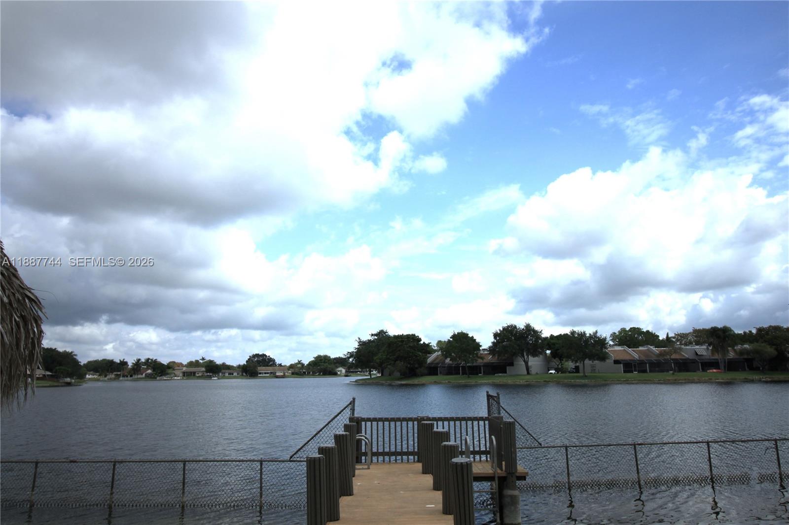 1100 Colony Point Cir # 208