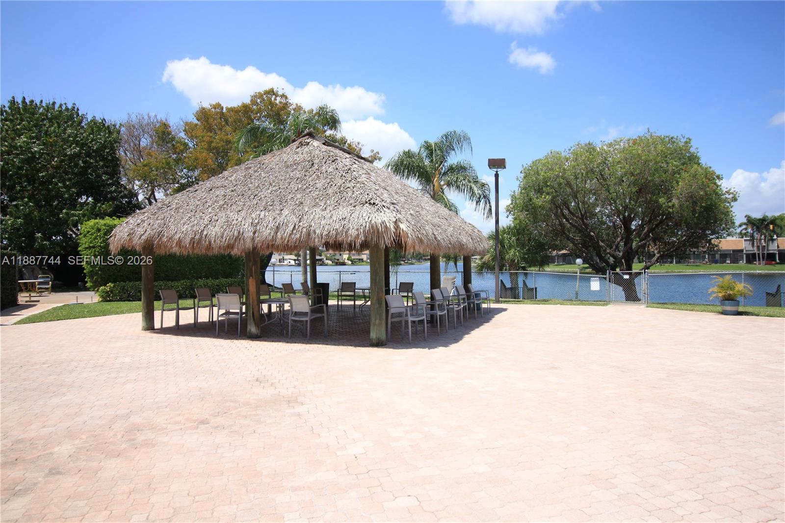 1100 Colony Point Cir # 208