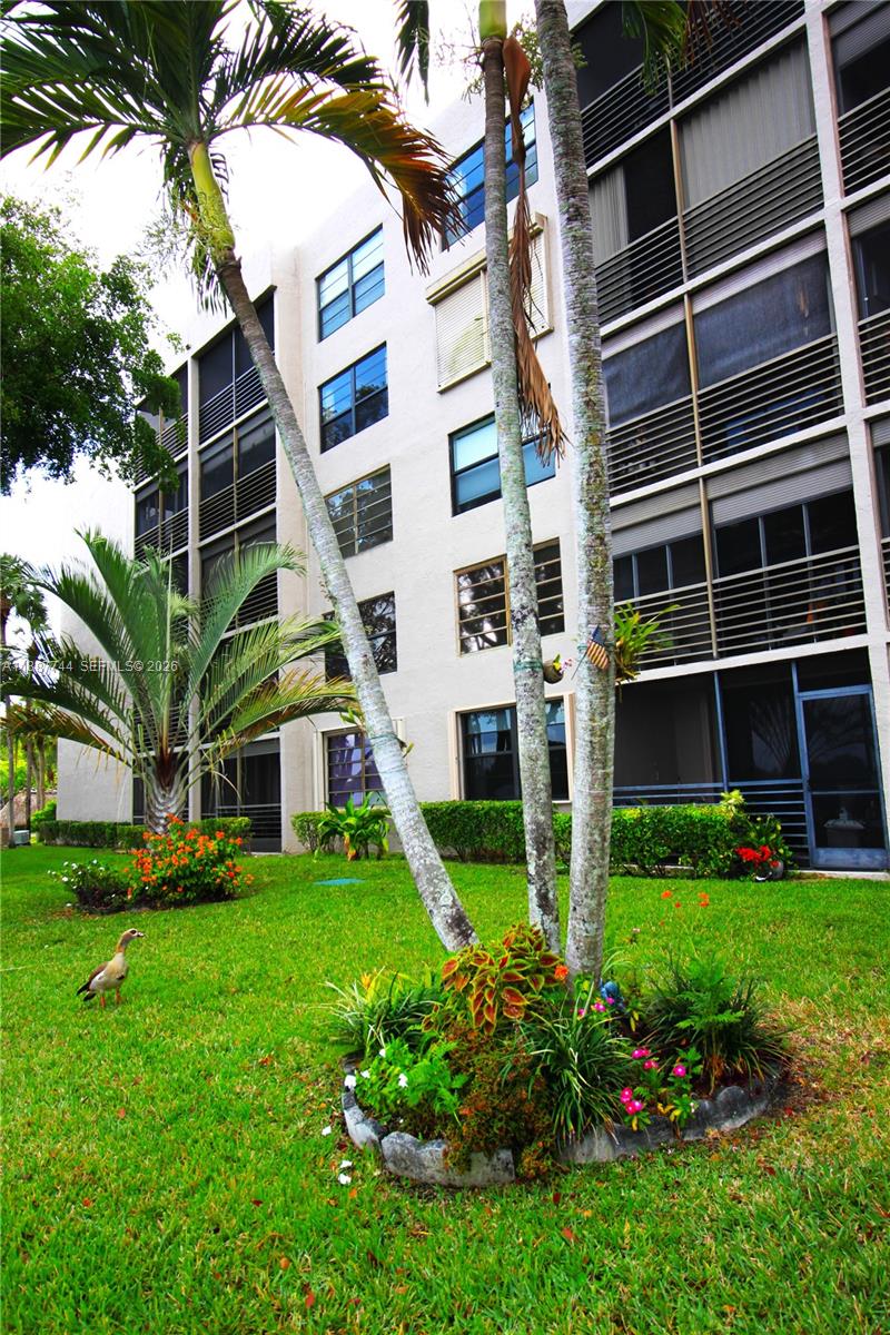 1100 Colony Point Cir # 208