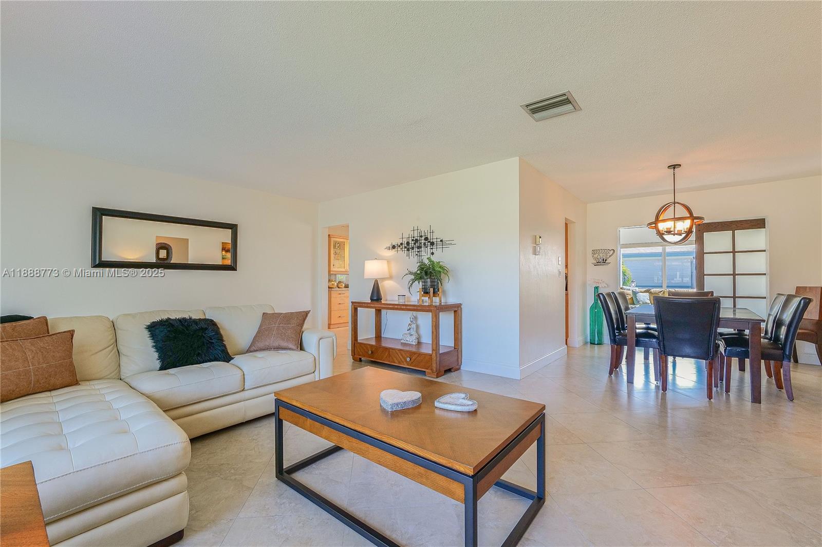 4908 NW 43rd Ave