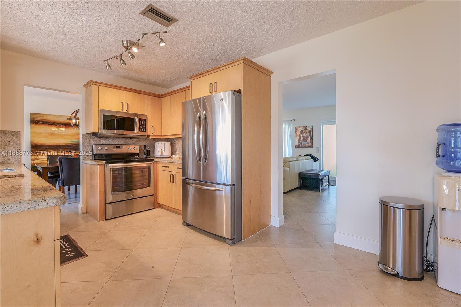 4908 NW 43rd Ave