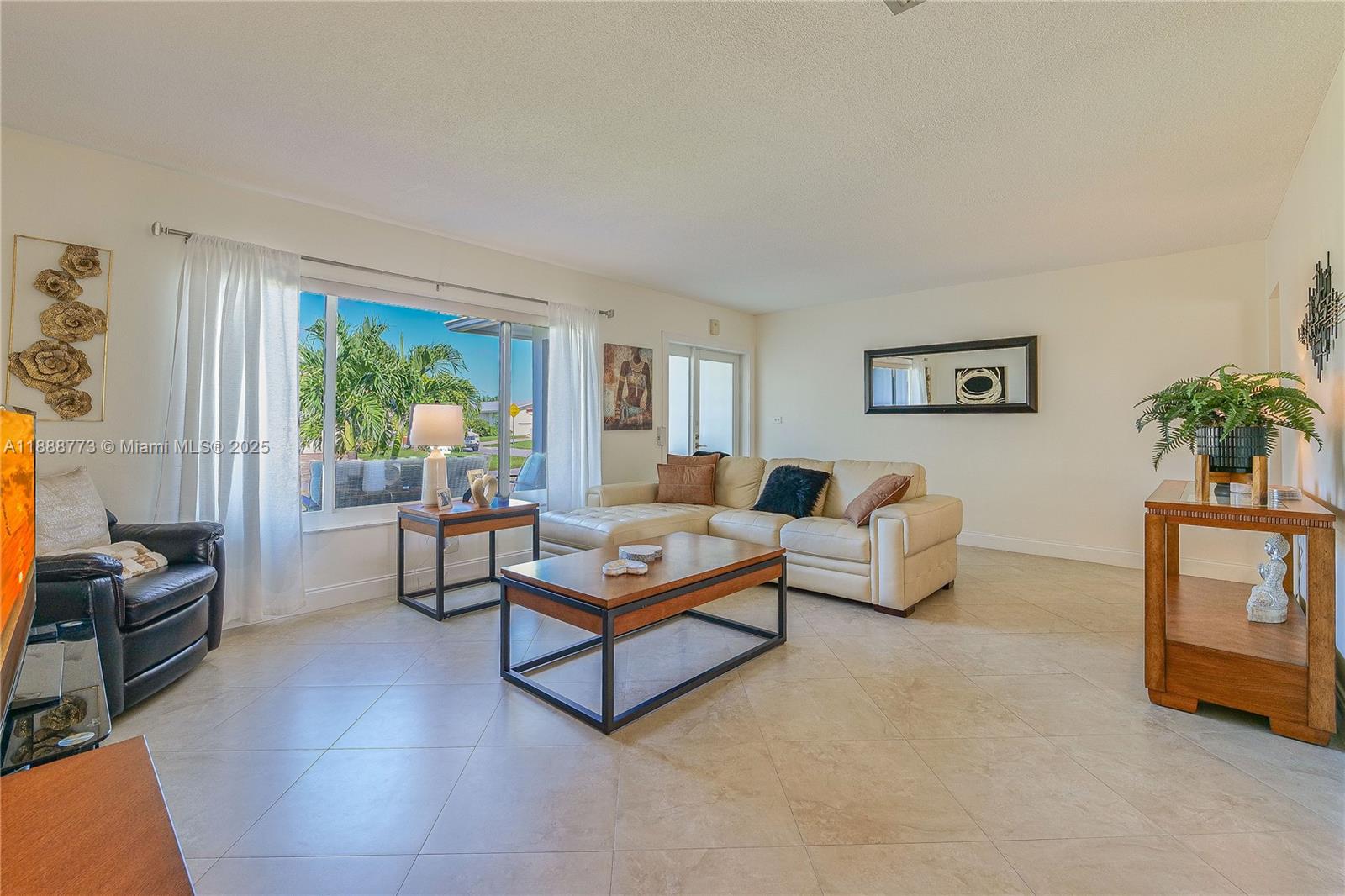 4908 NW 43rd Ave