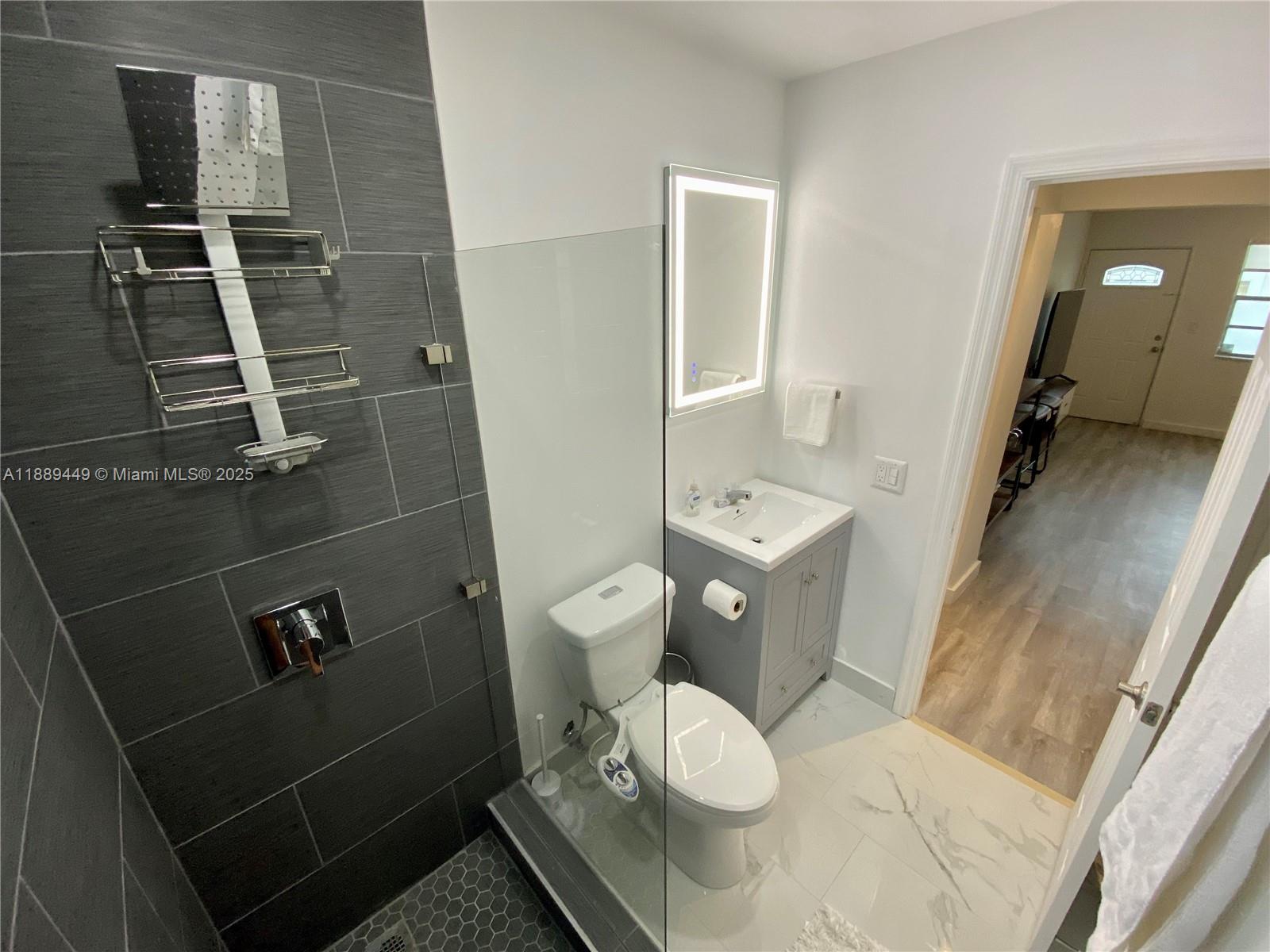 734 Meridian Ave # 4R