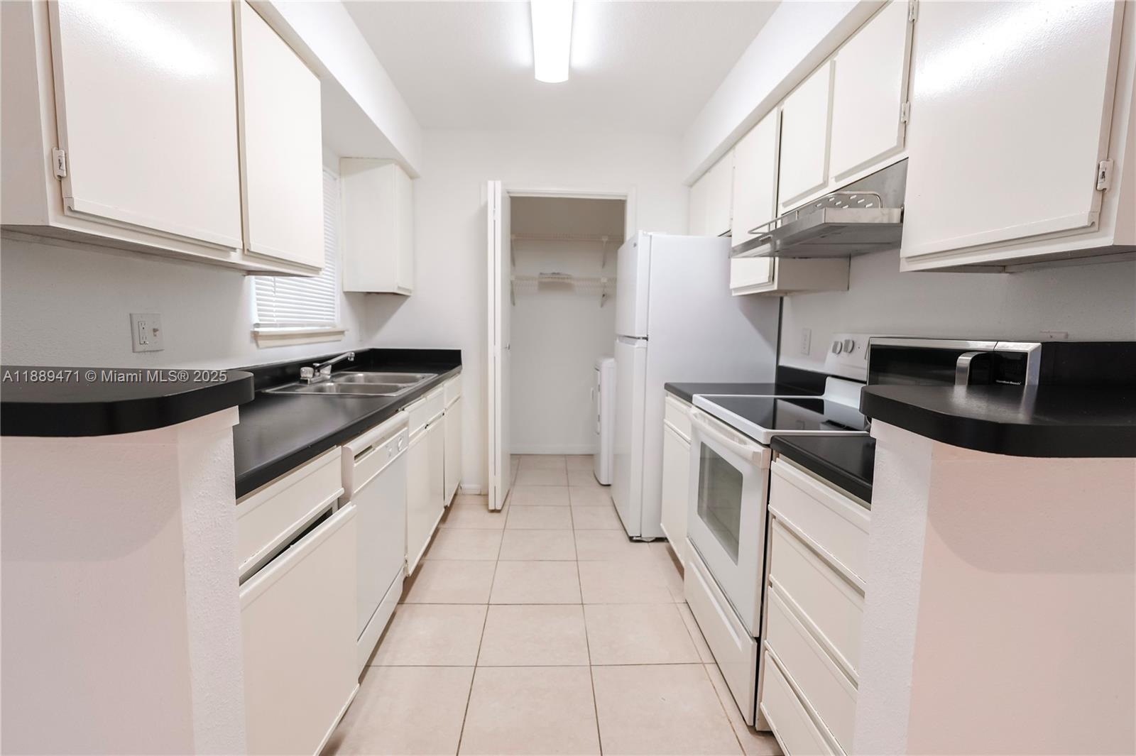 833 Riverside Dr # 837