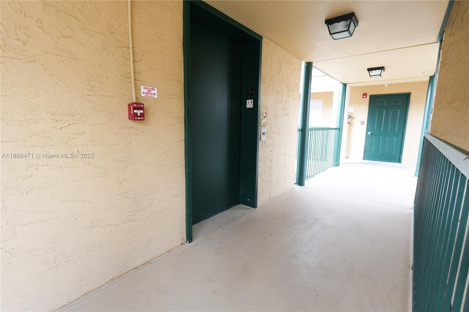 833 Riverside Dr # 837