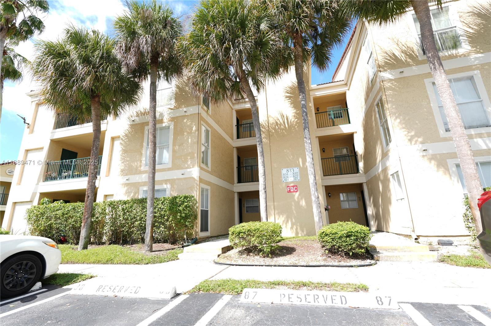 833 Riverside Dr # 837