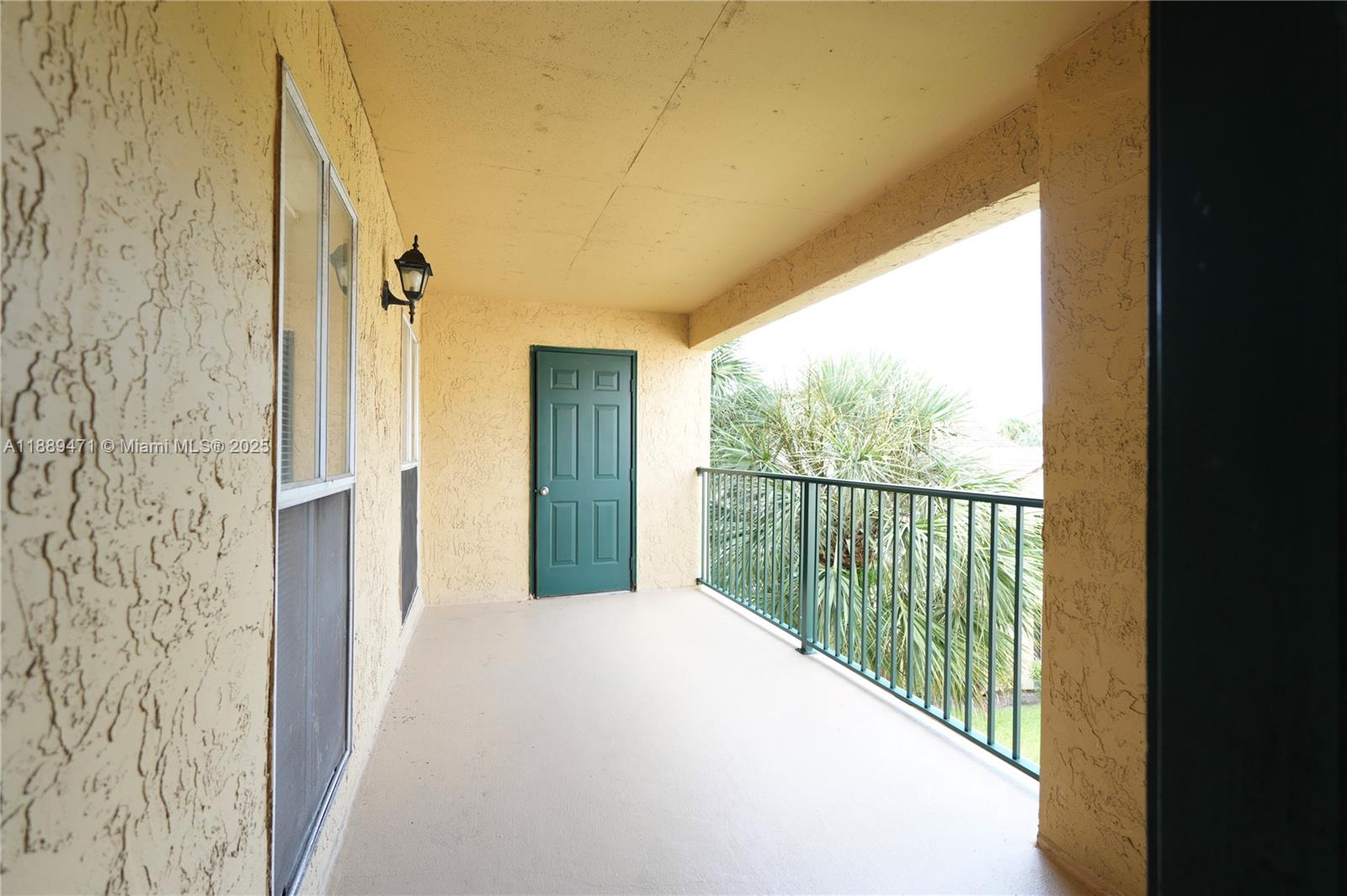 833 Riverside Dr # 837