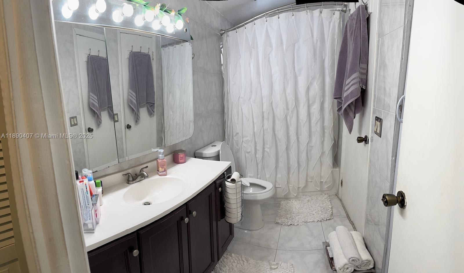 15600 NW 7th Ave # 515