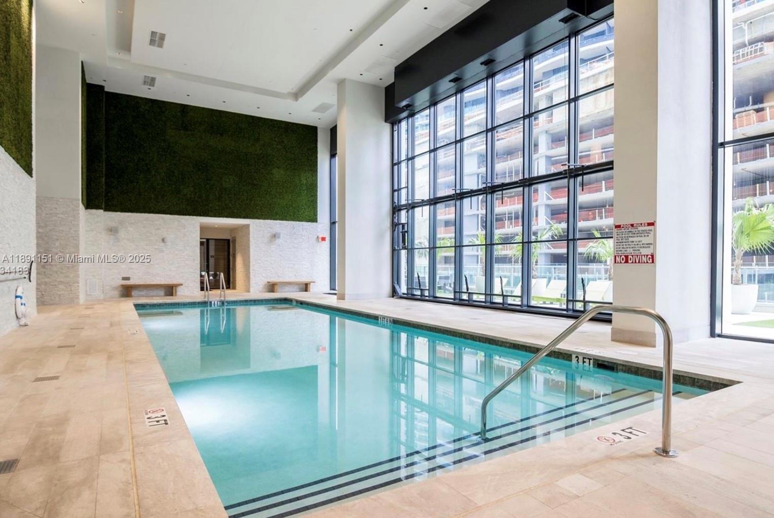 1010 Brickell Ave # 4205