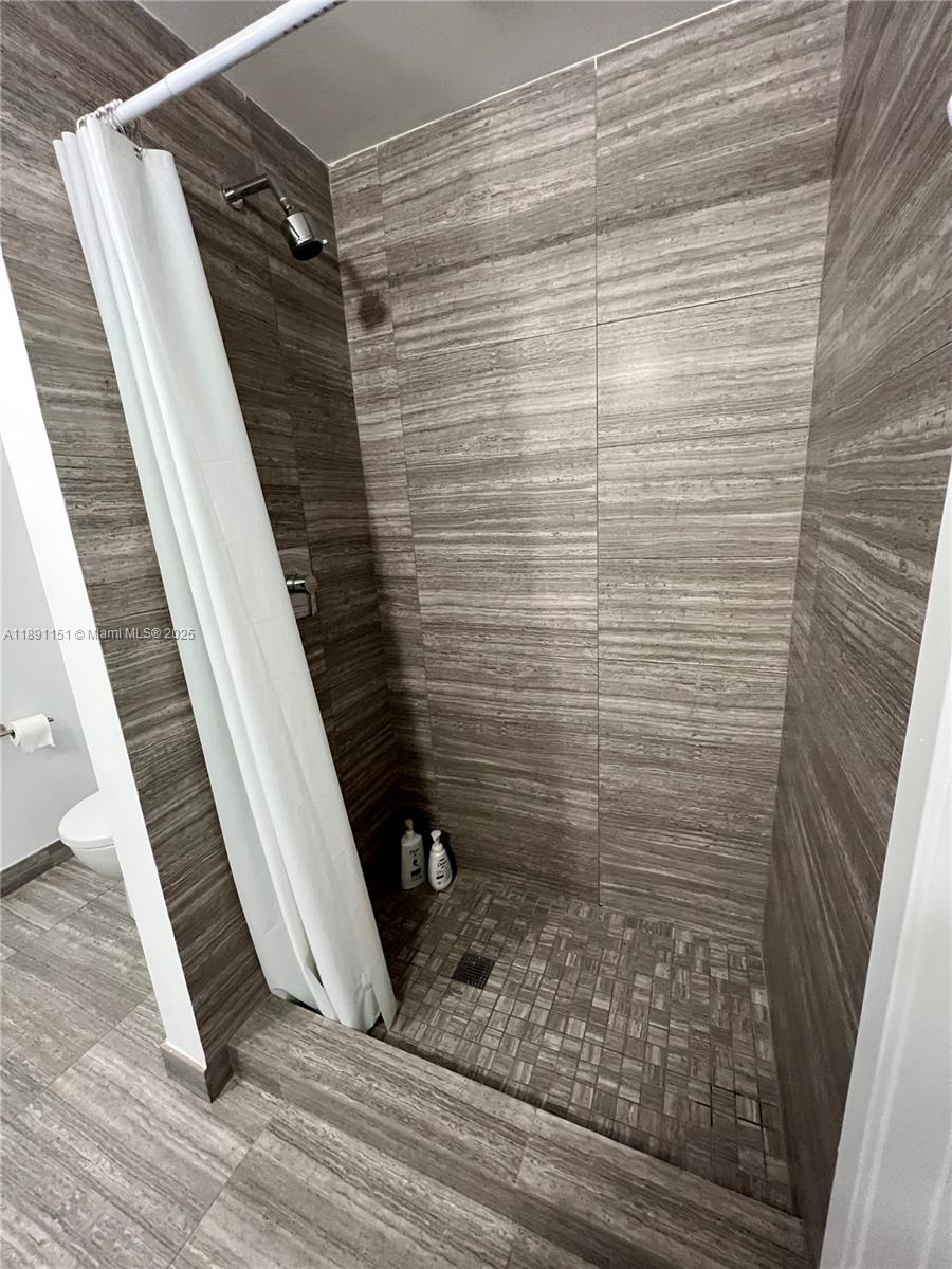 1010 Brickell Ave # 4205