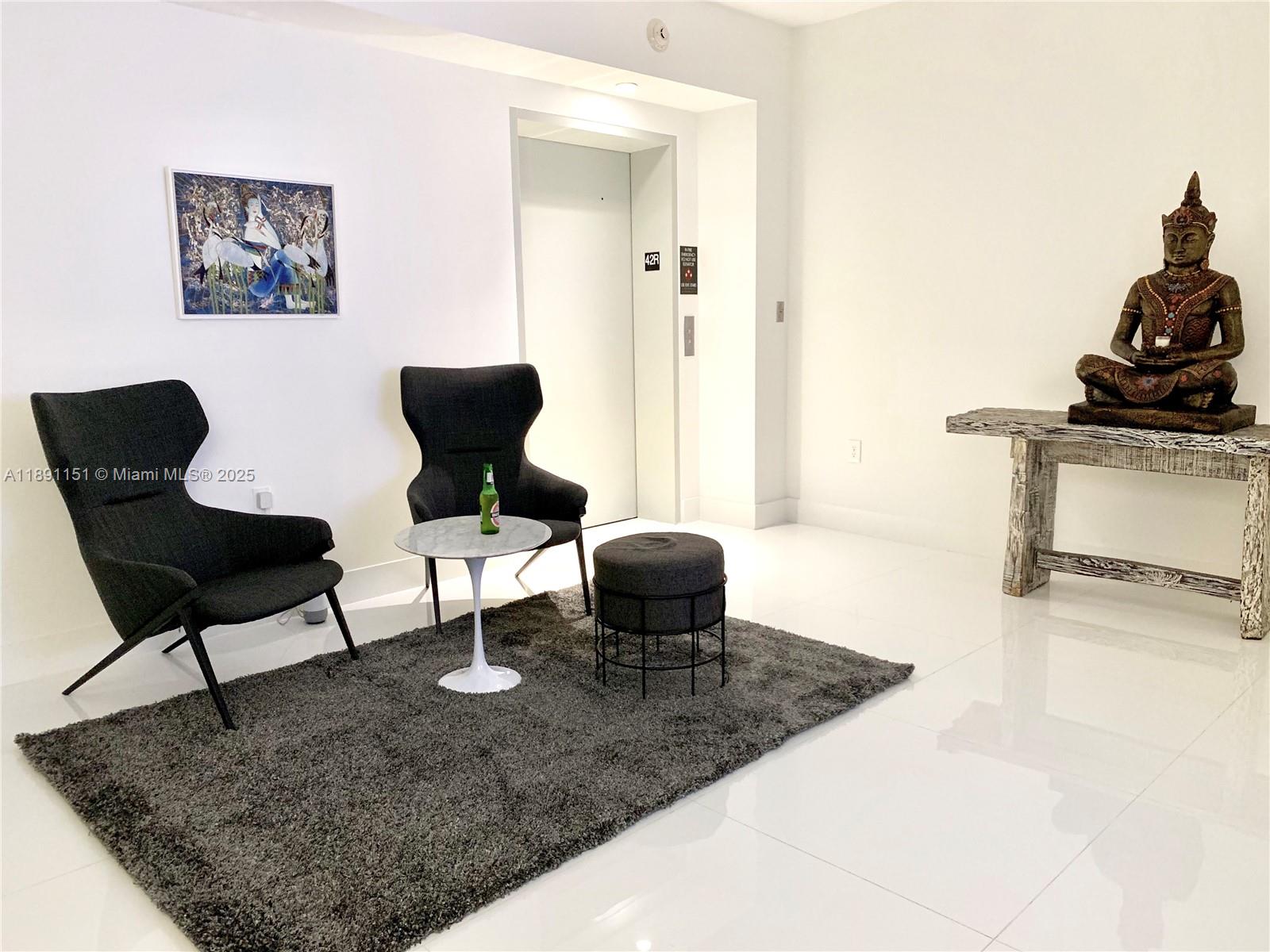 1010 Brickell Ave # 4205