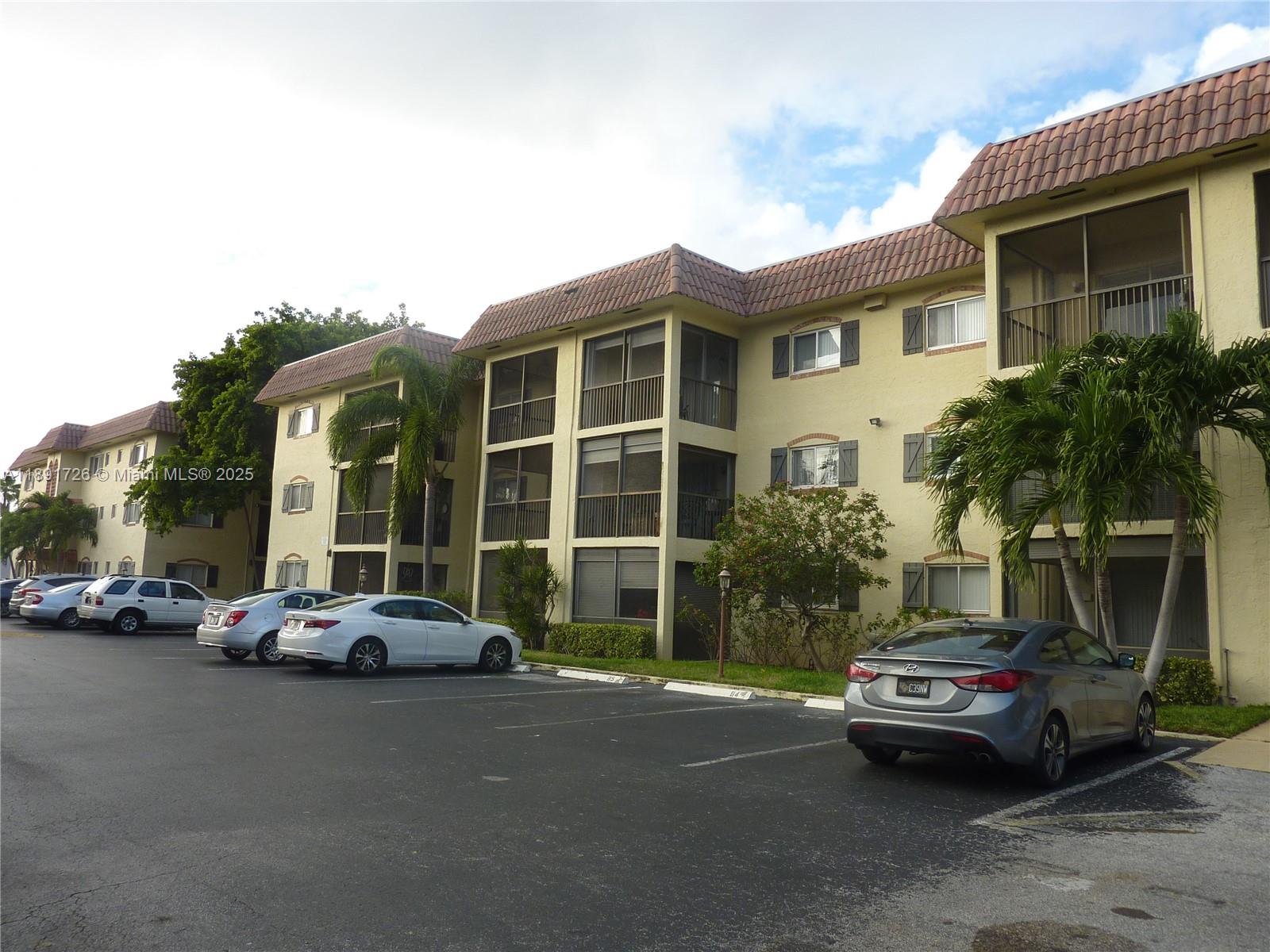 251 S Cypress Rd # 125