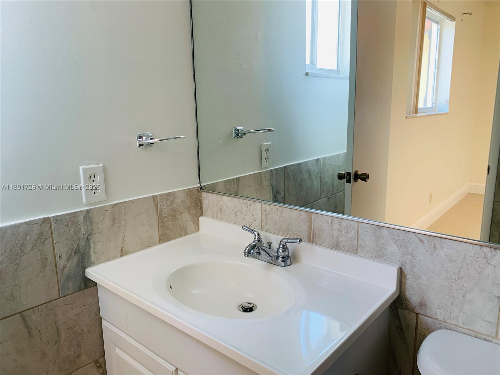 251 S Cypress Rd # 125