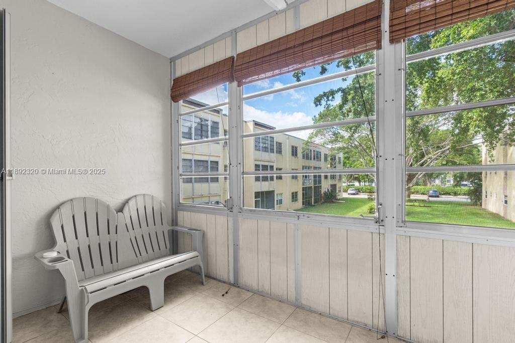 351 Cambridge Rd # 208