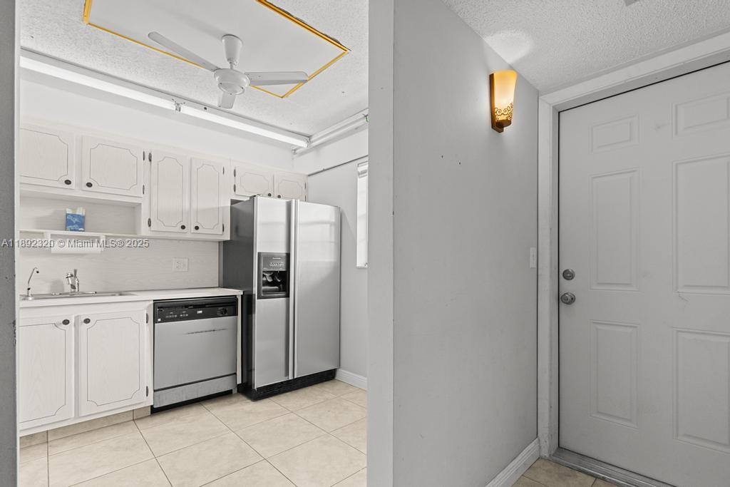 351 Cambridge Rd # 208