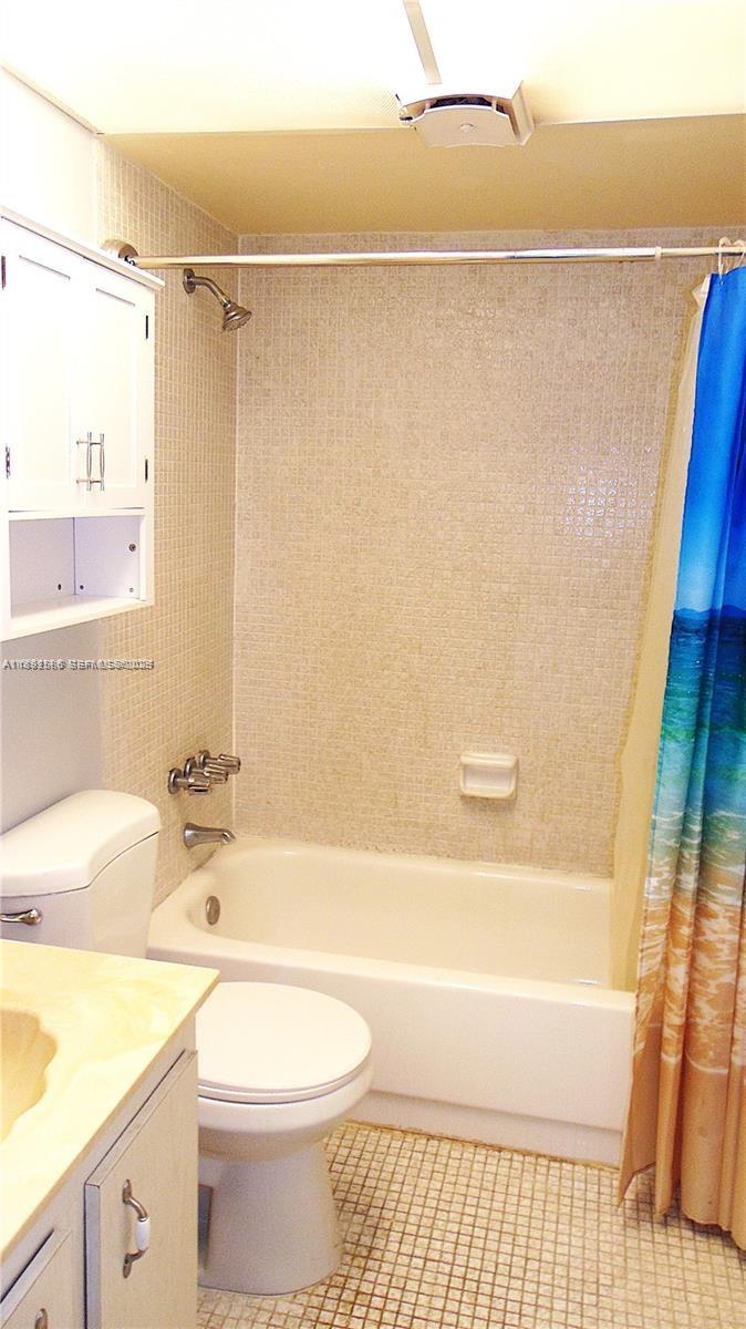 1800 SW 81st Ave # 1403