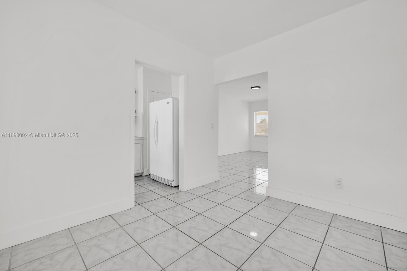 550 NE 82nd Ter # 8