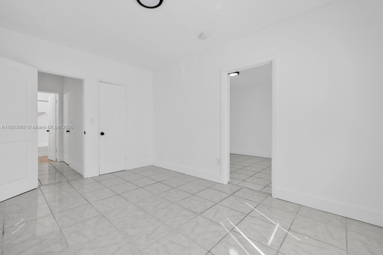 550 NE 82nd Ter # 8