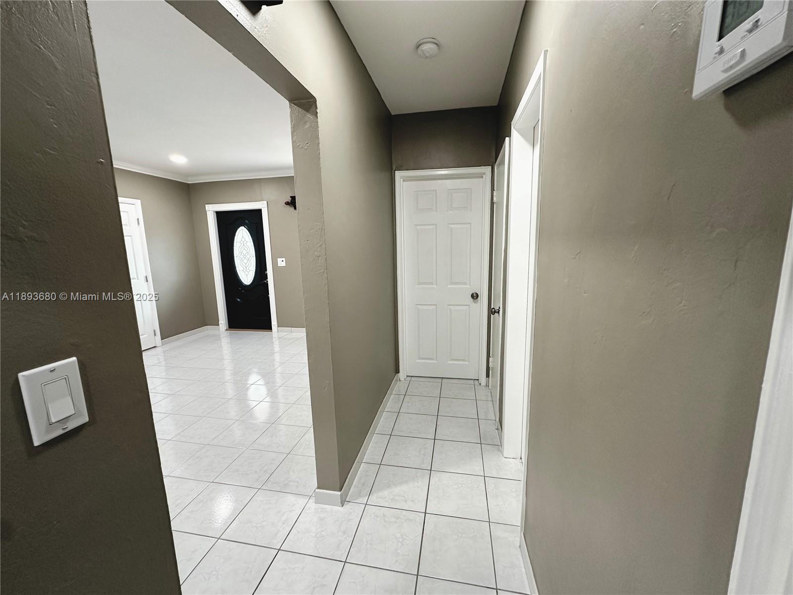 590 SW 36th Ave