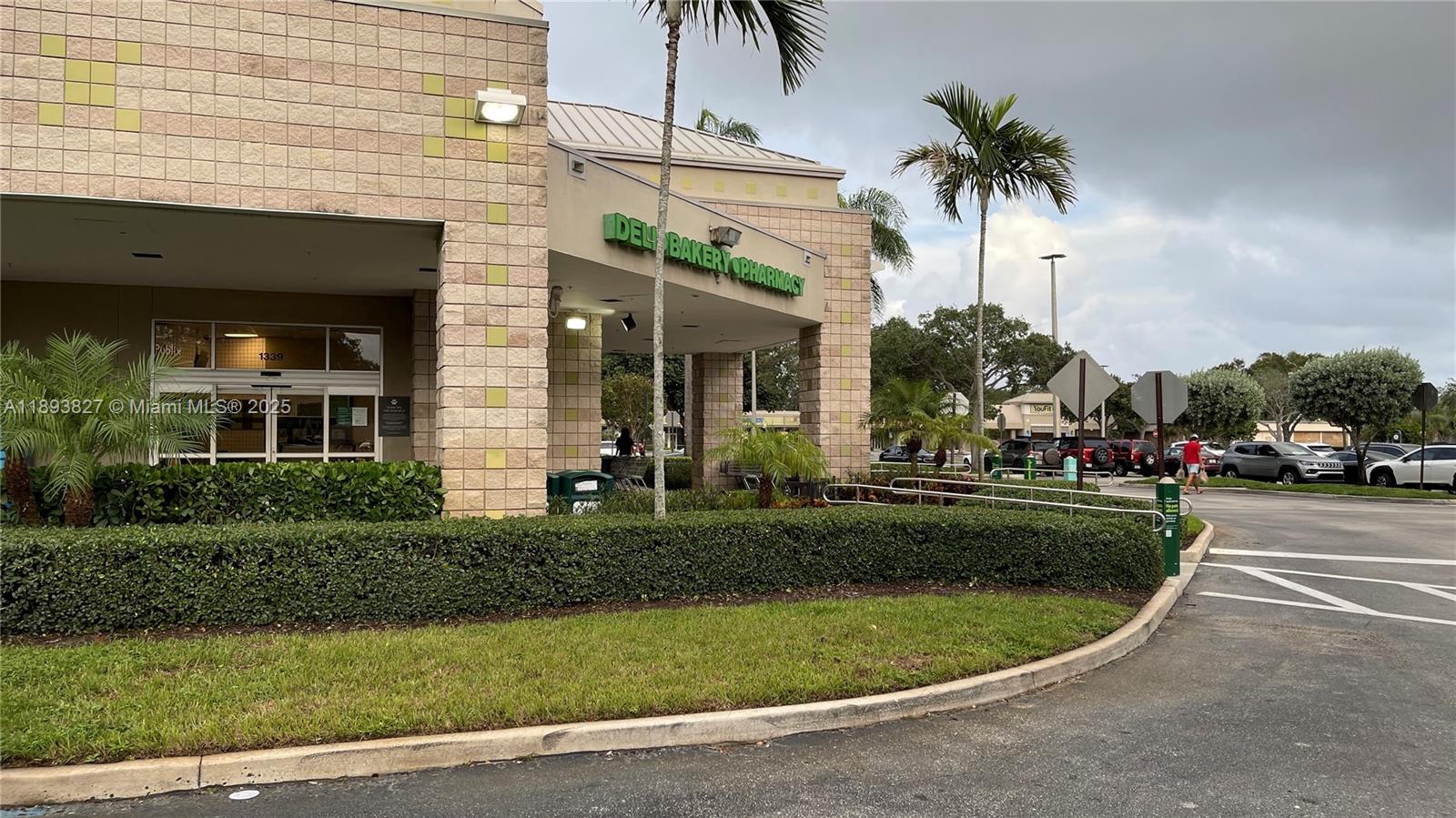 1347-1349 W Palmetto Park Rd