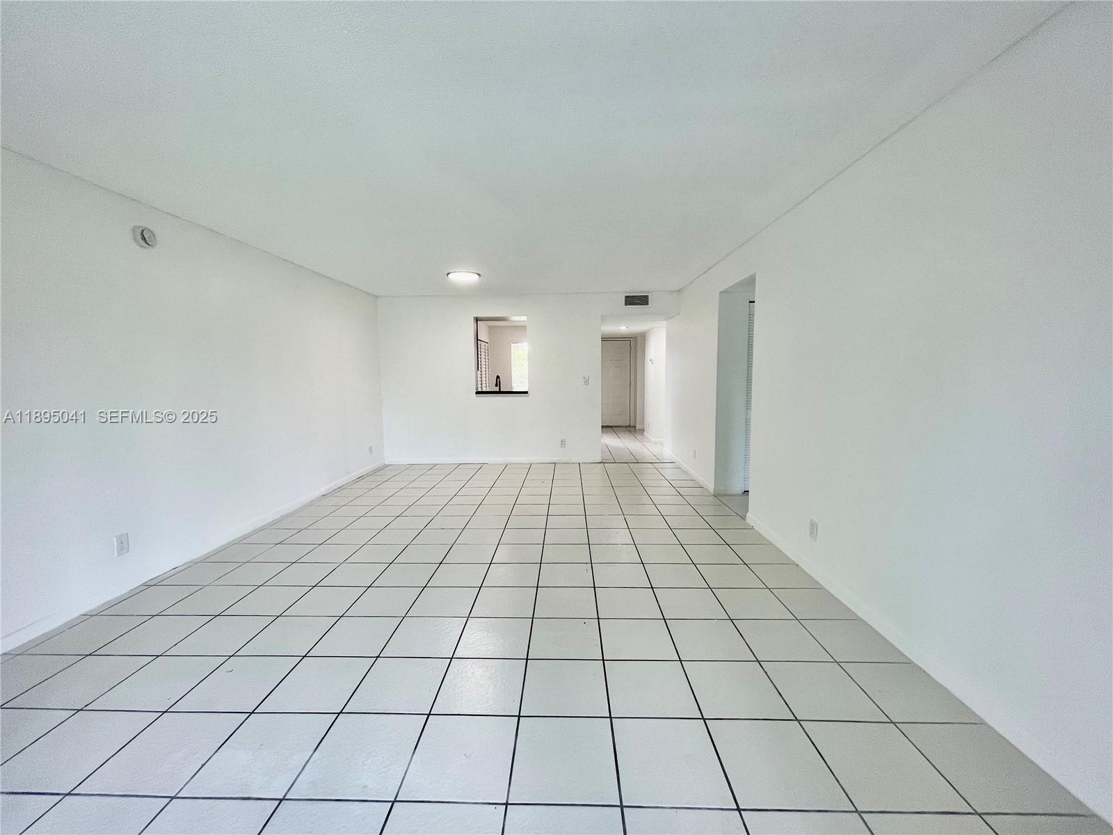2209 S Cypress Bend Dr # 407