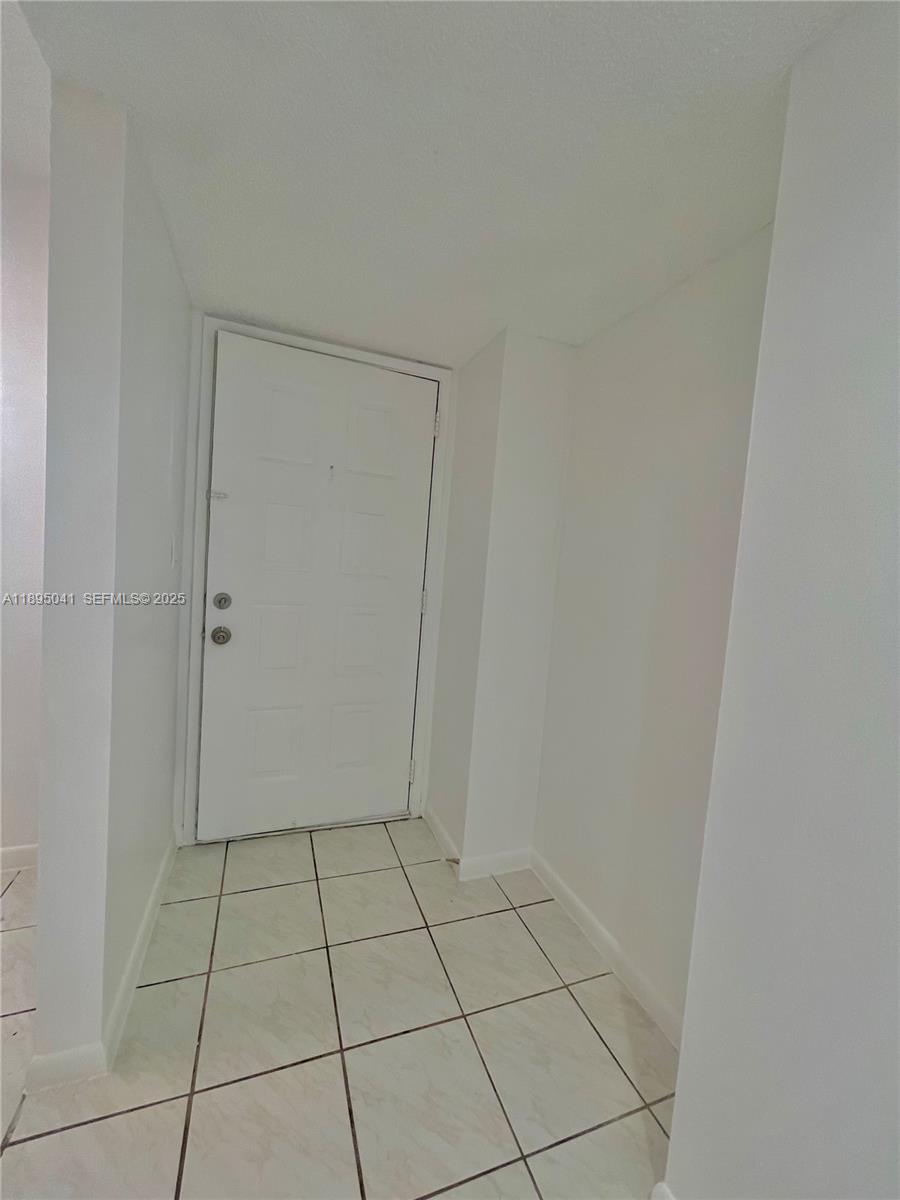 2209 S Cypress Bend Dr # 407