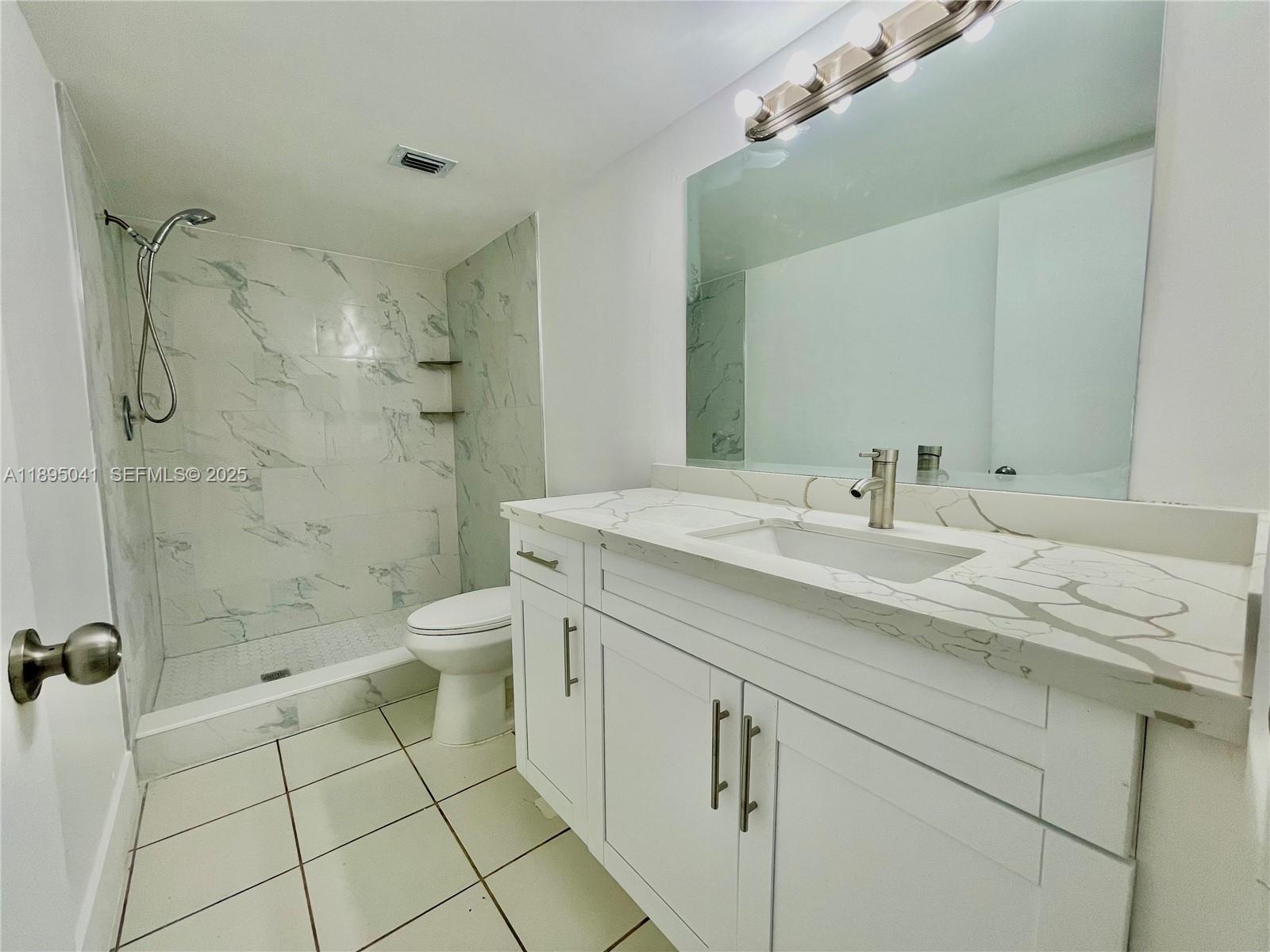 2209 S Cypress Bend Dr # 407