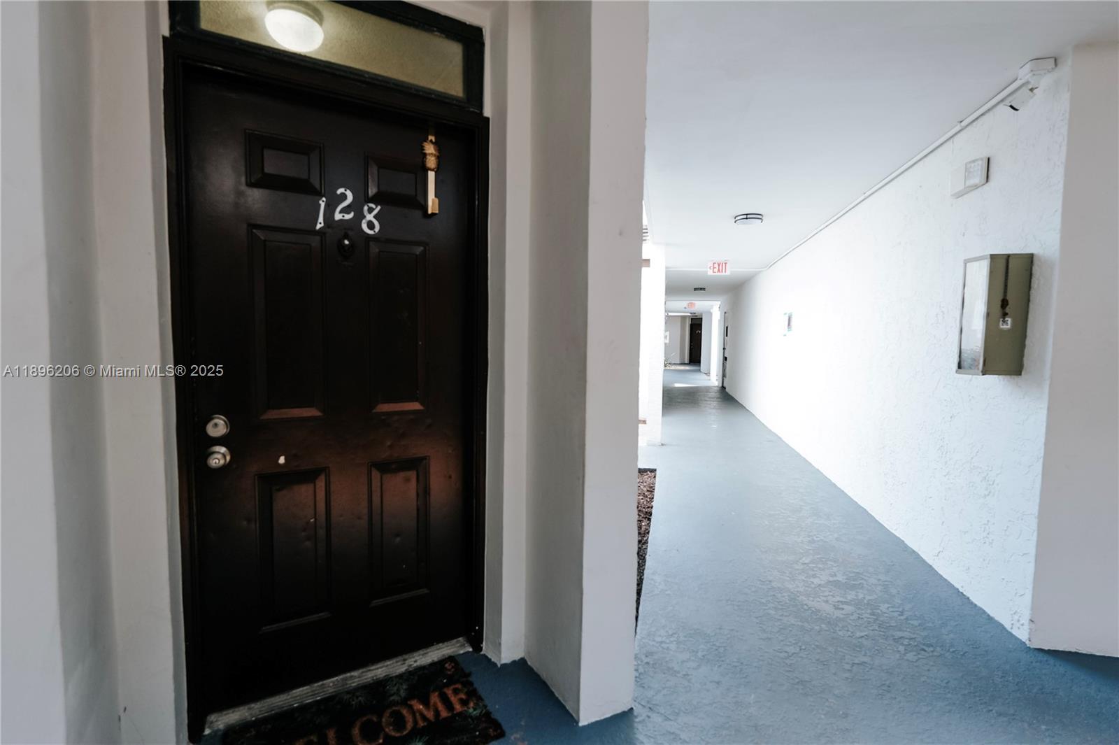 216 Lake Pointe Dr # 128