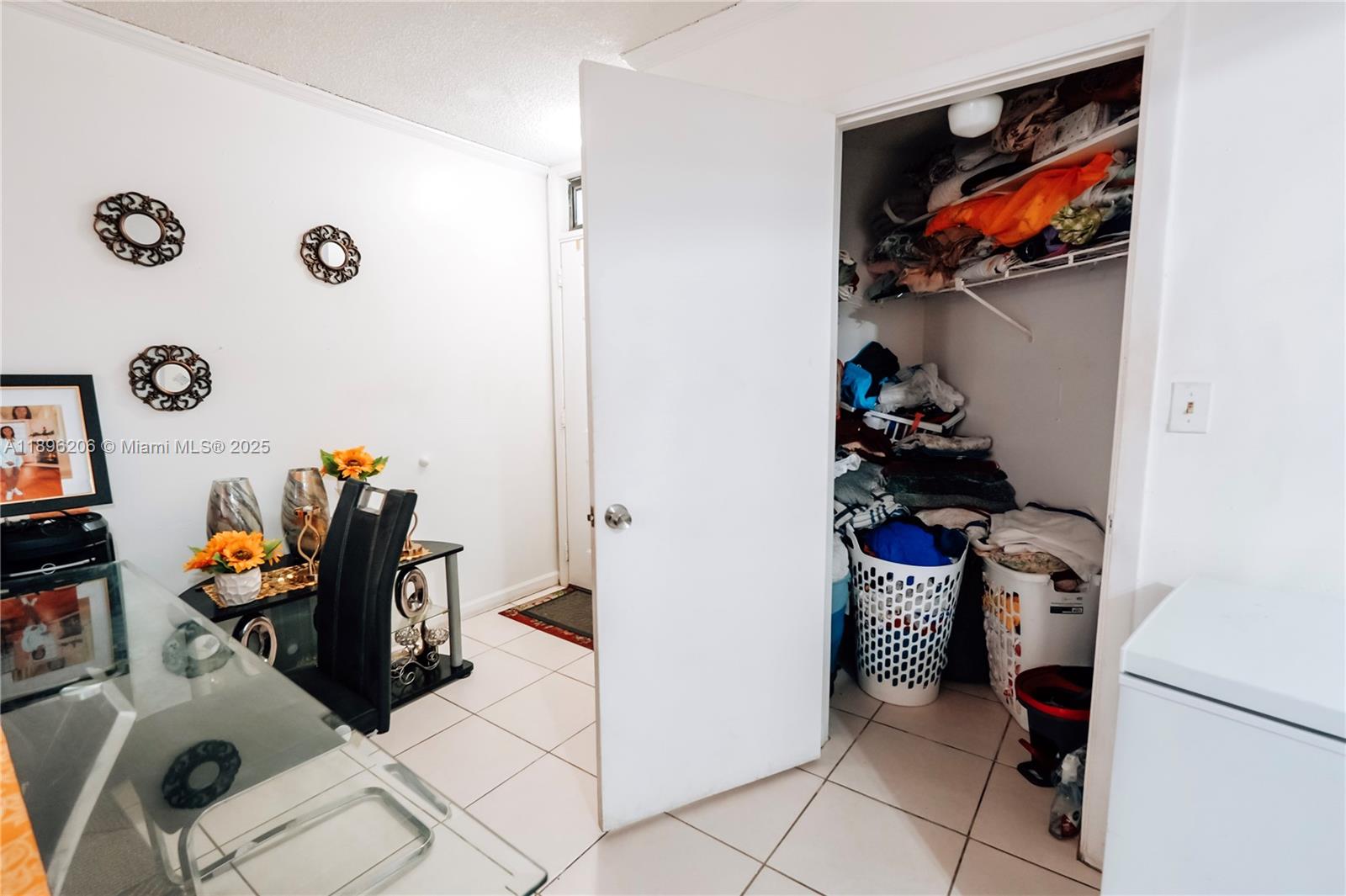 216 Lake Pointe Dr # 128