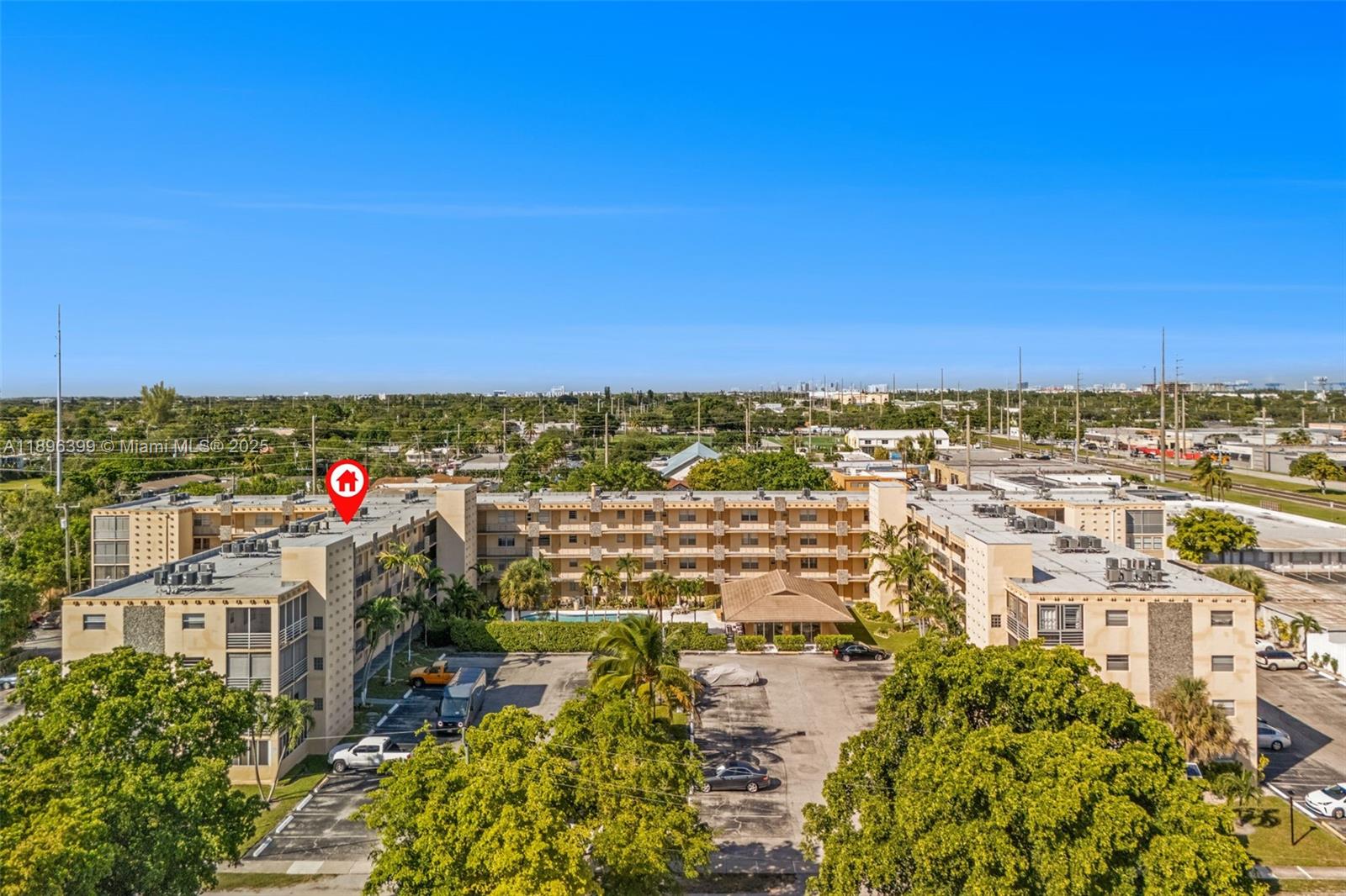 2145 Pierce St # 305