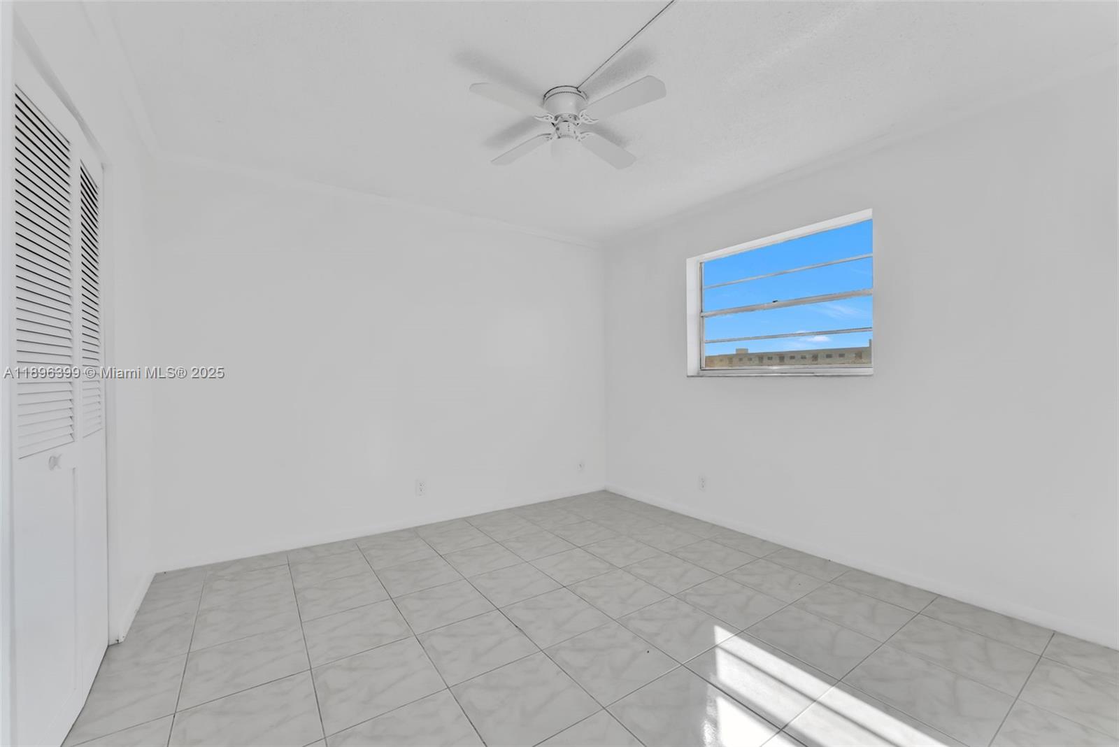 2145 Pierce St # 305