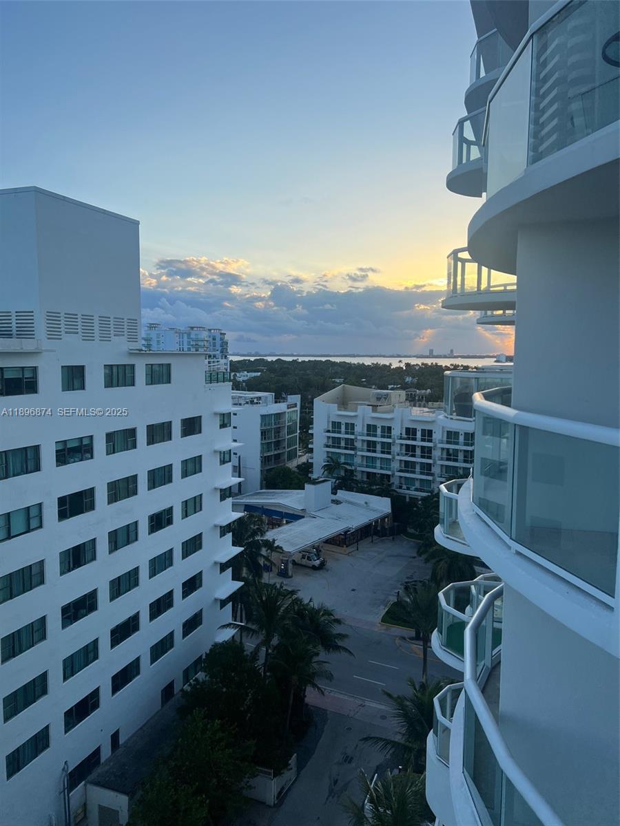 6365 Collins Ave # 1105