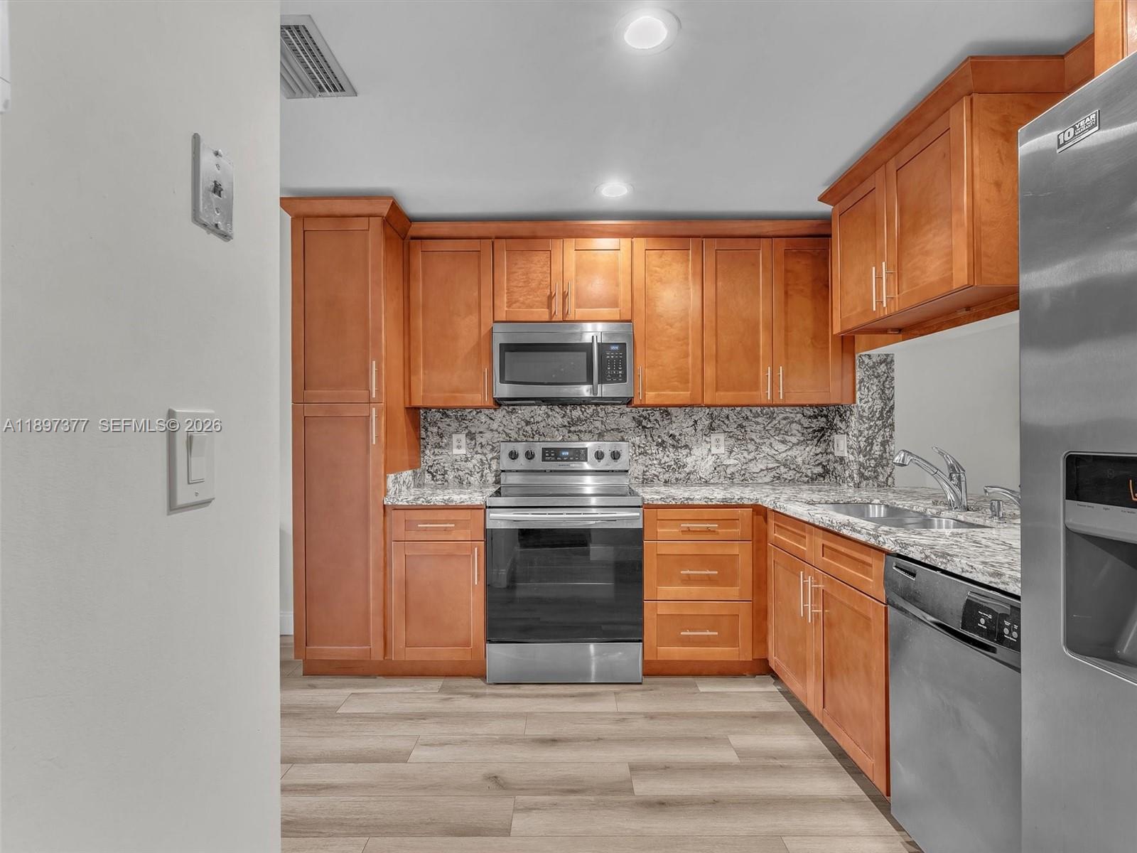 3065 NW 48th Ave