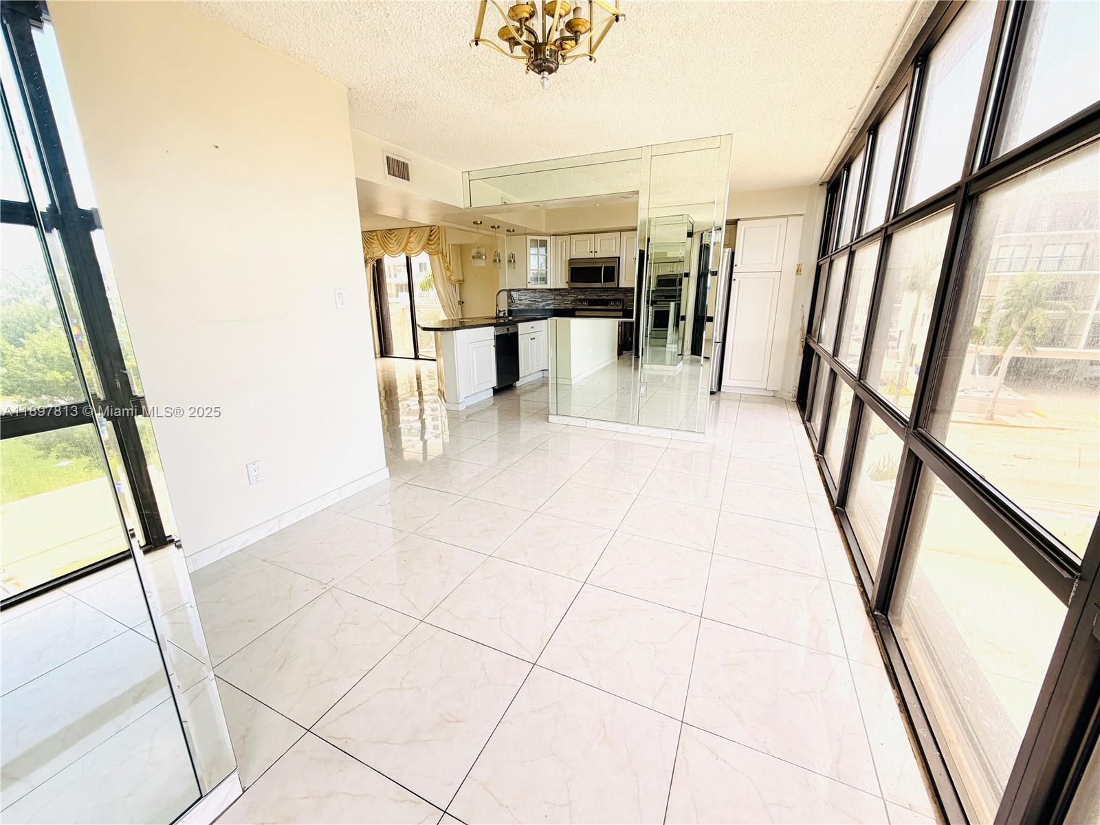6423 Collins Ave # 310