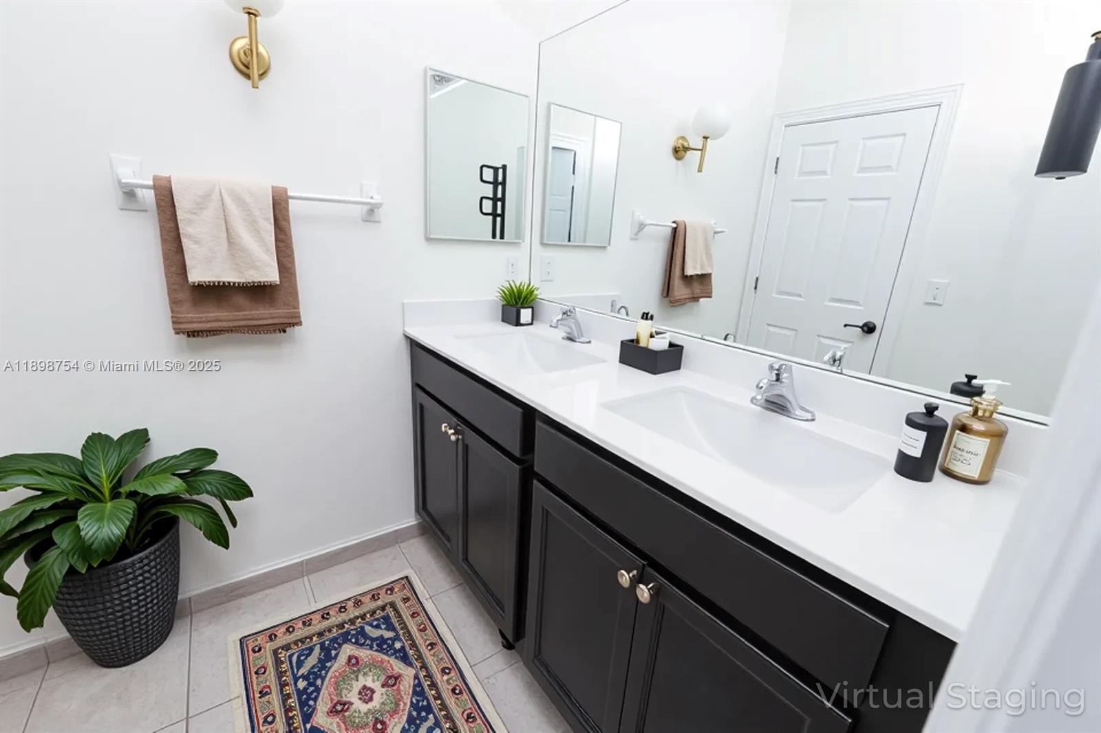 3412 W 103rd Ter