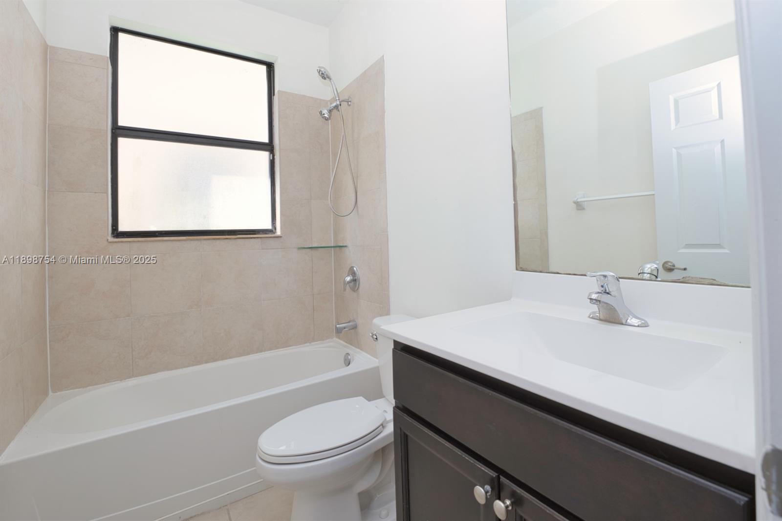 3412 W 103rd Ter