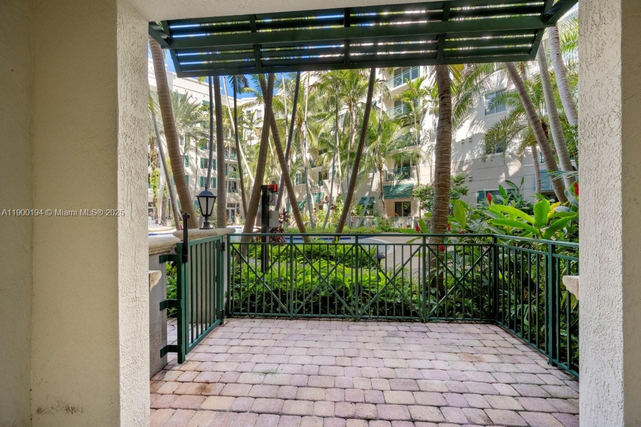 510 NW 84th Ave # 116