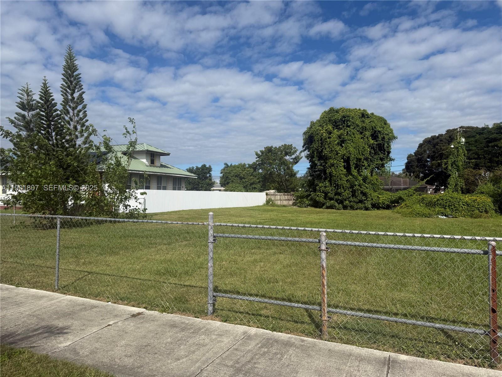 0 NW 19th Street