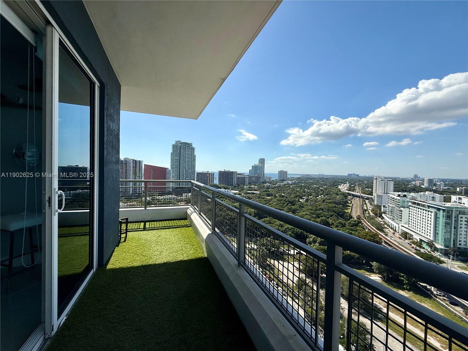 60 SW 13th St # 2001