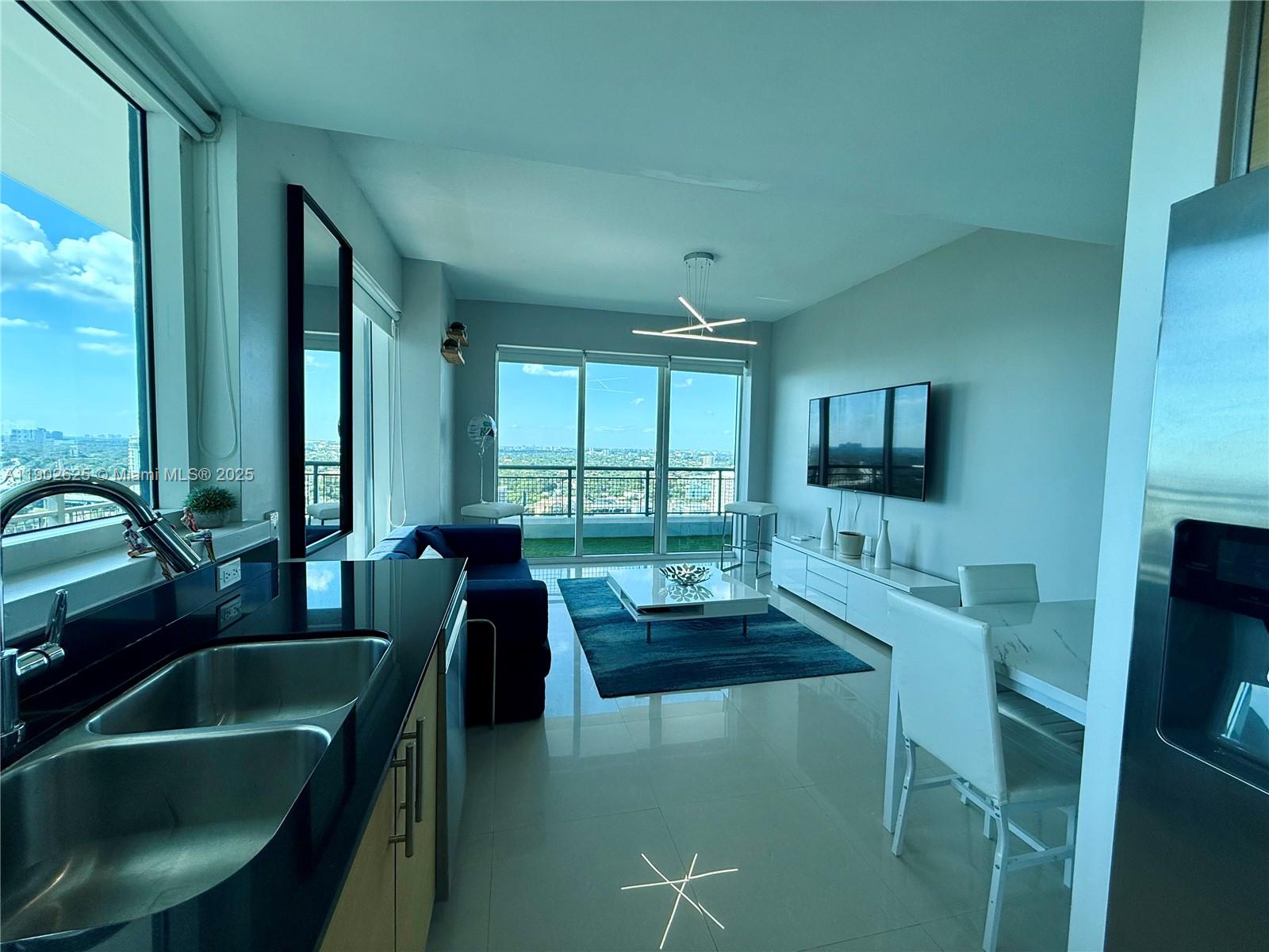 60 SW 13th St # 2001