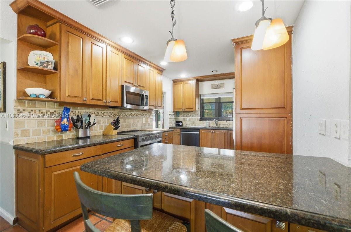 9431 Sea Turtle Ln